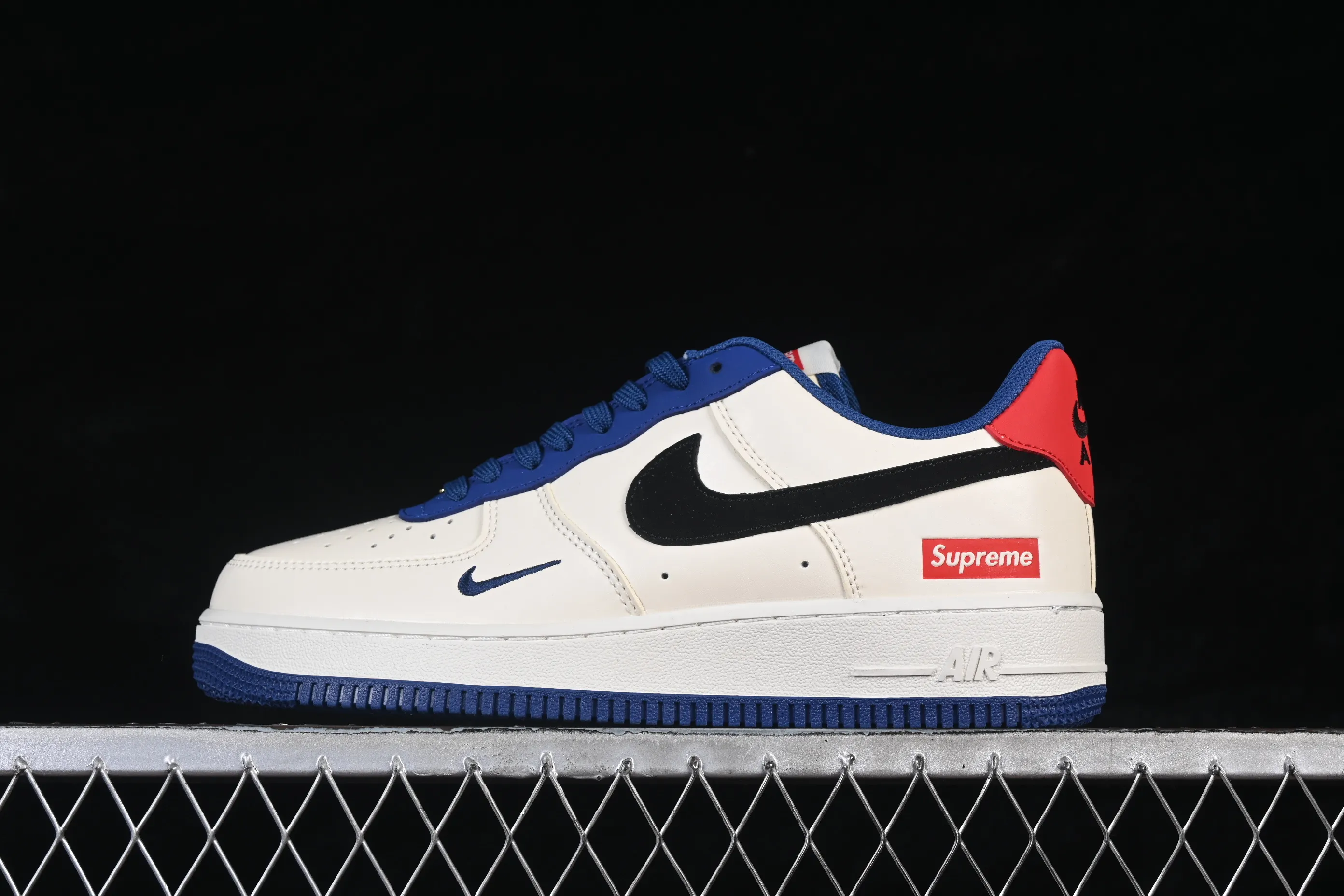 All categories Nk Air Force 1 Air Force series Nk Air Force 1 Low Air Force low-top Nike Air Force 1'07 Low joint white, blue, red and black Air Force 1 low-top casual sneakers CZ2959-100
